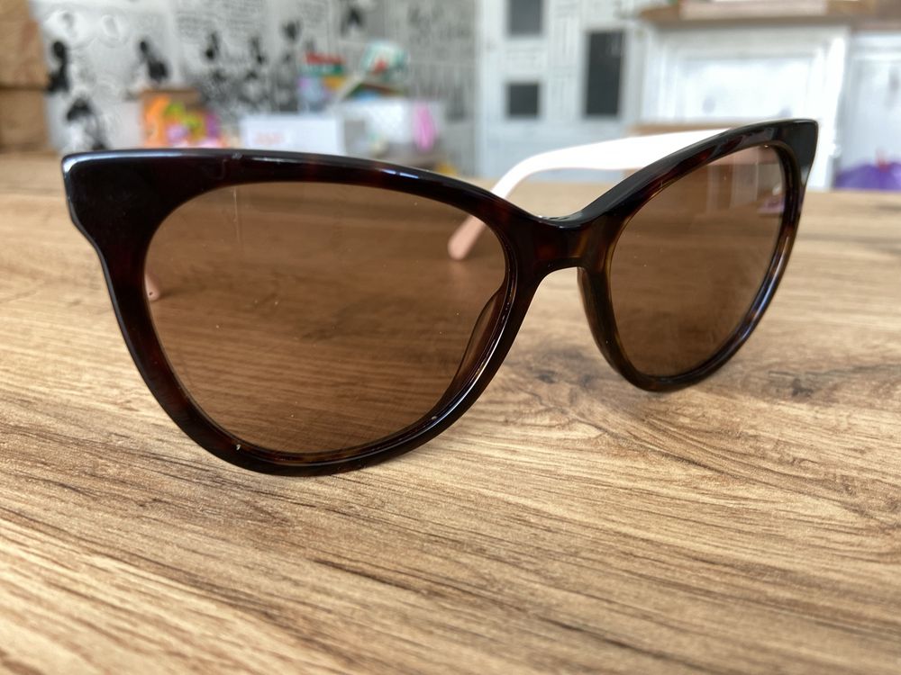 Слънчеви очила Love Moschino