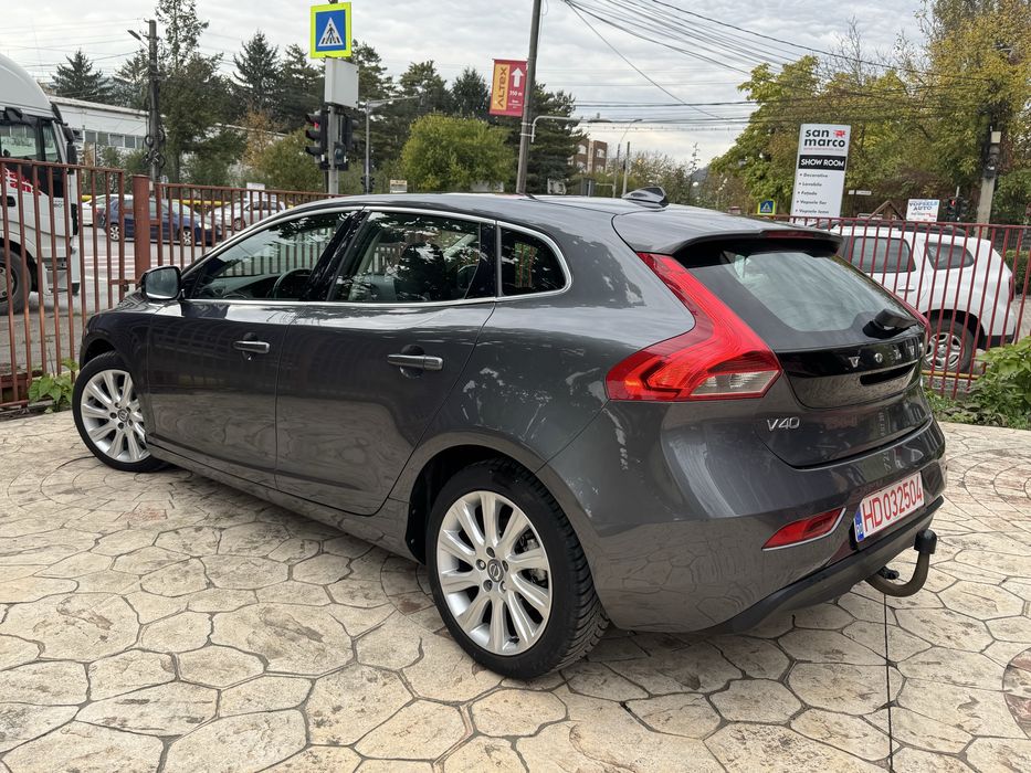 Volvo V40,   1.6 diesel,  Euro5