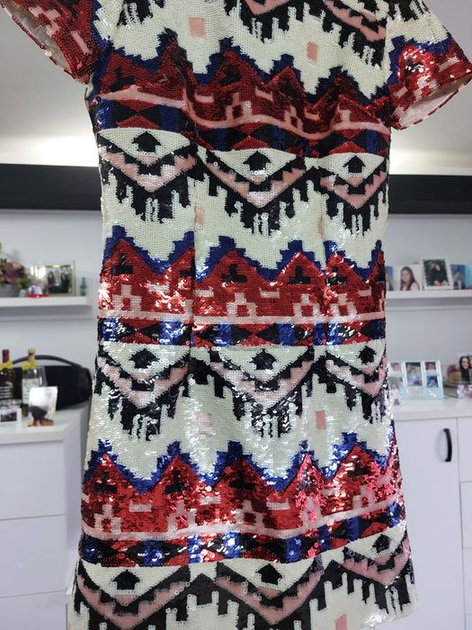 Rochie elegantă cu paiete S