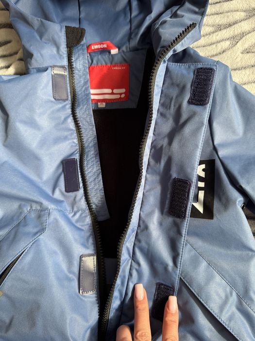 Шикарная куртка для мальчика  весенняя осенняя