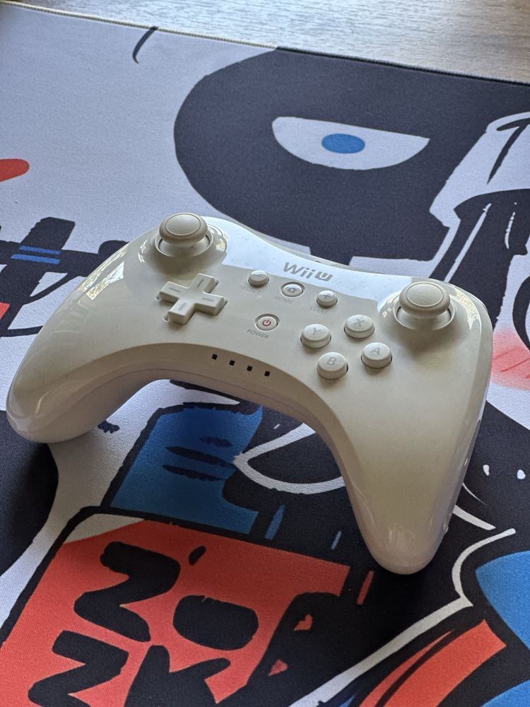 Nintendo Wii U pro controller