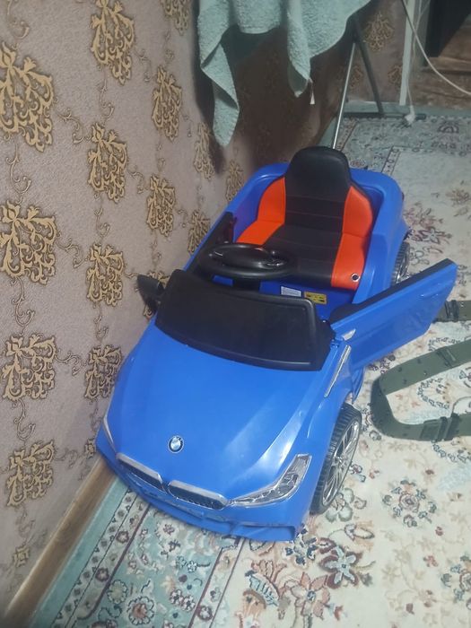 Продам машинку детский