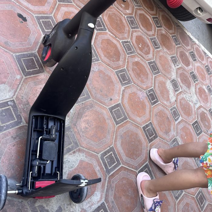 самакат велосипед 3/1 арткы аяктары алынады