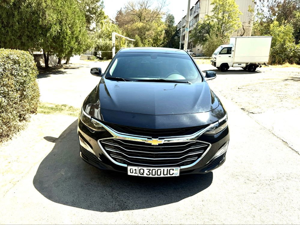 Malibu 2  1,5 turbo sotiladi