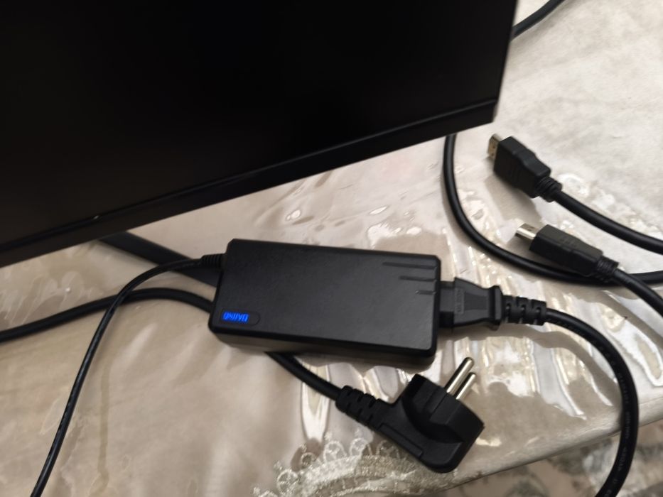 Monitor Axe 27 lik 75hz Flat Va 32 lik Rulls curved 165hz  sotiladi