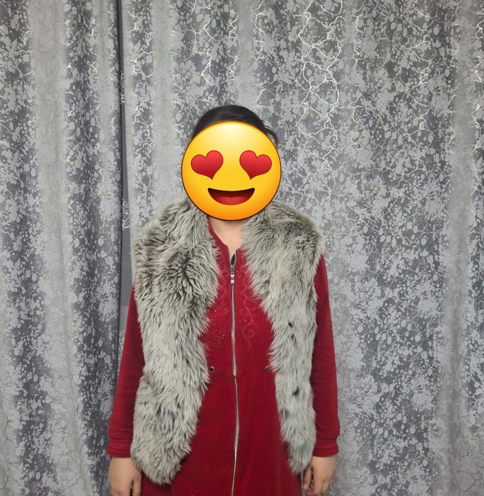 Медовая безрукавка