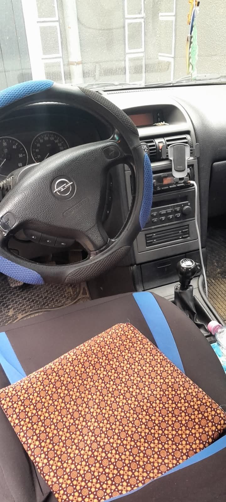 Vând Opel Astra G 1,7