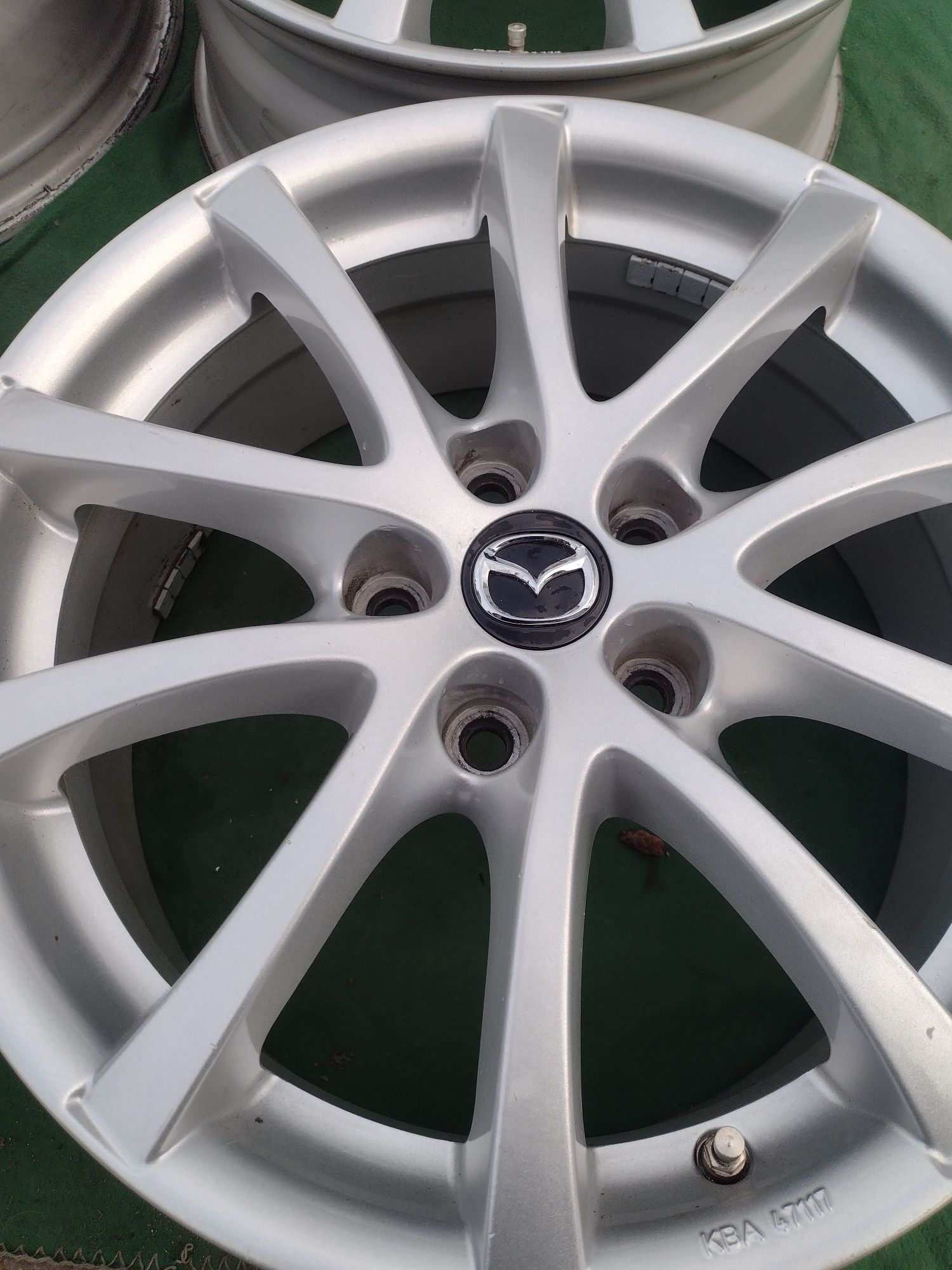 Почти нови 17-5х114.3  ЕТ50 7j Mazda CX5