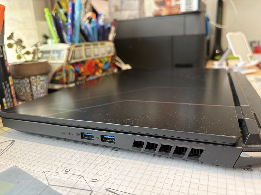 Acer Nitro 5 AN515