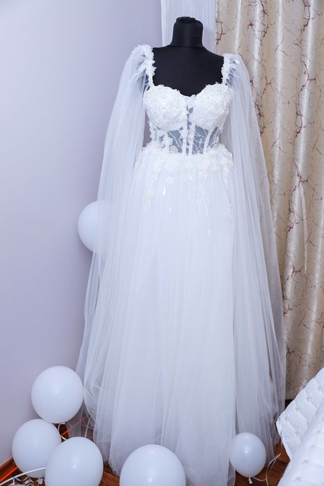Vând rochie de mireasă