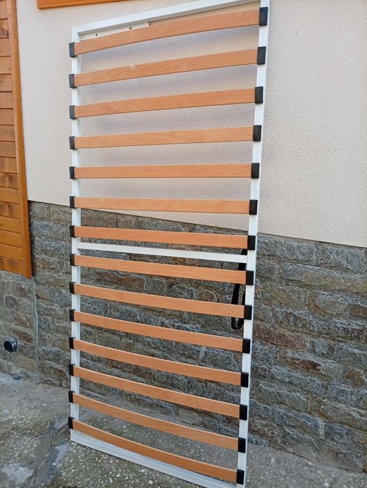 Метална подматрачна рамка 90/200