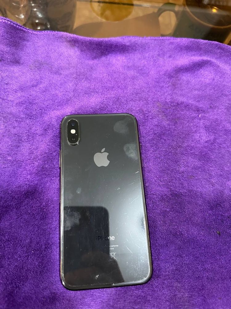 iphone xs srochna sotilad holati norm 64tali kelishtirib beraman