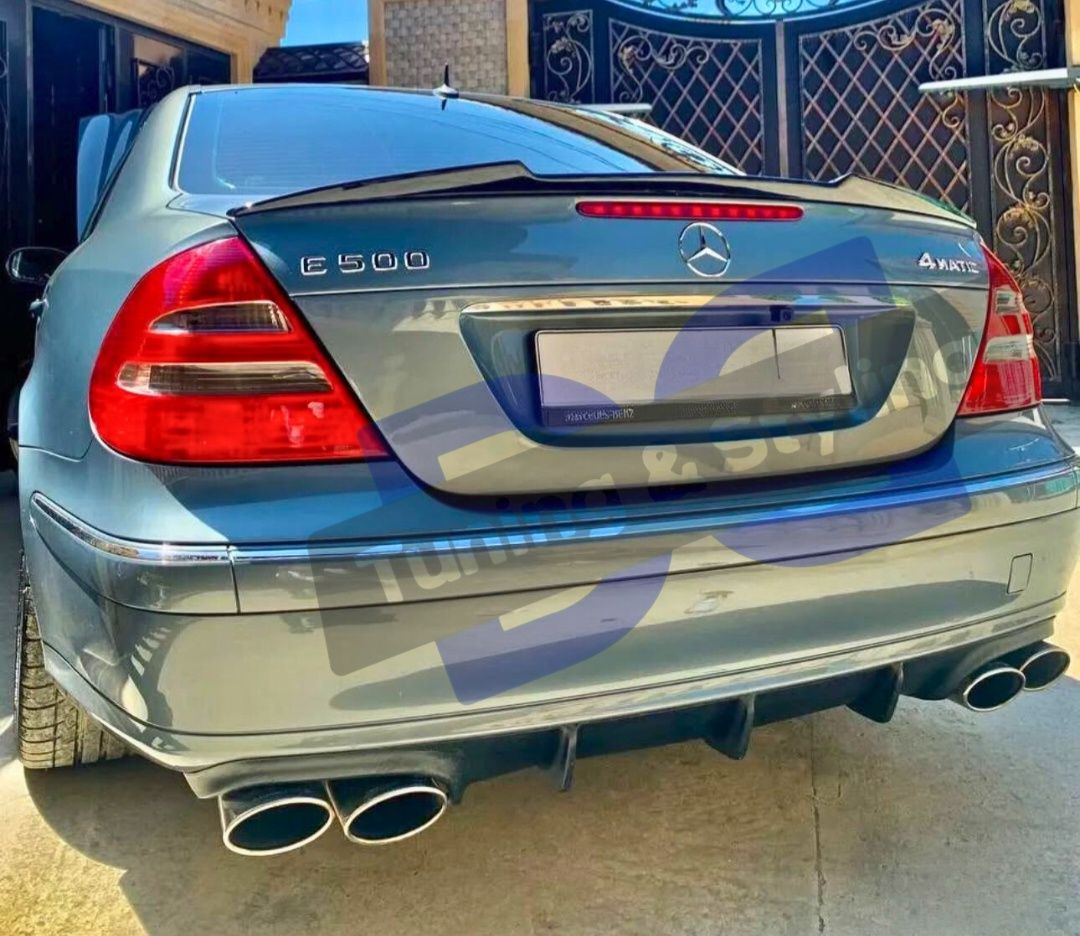 Губа AMG 6.3 Диффузор Бампер Пороги Мерседес w211