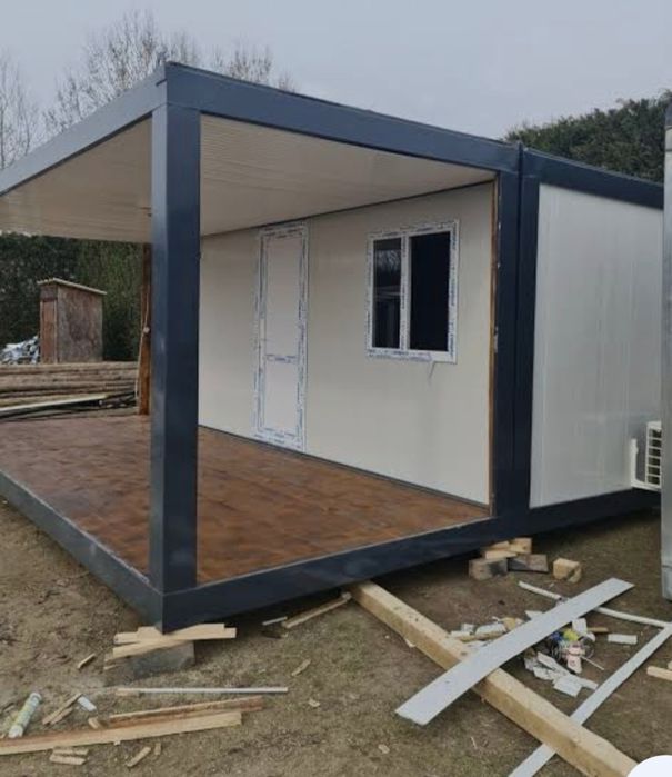 Producem containere modulare la comanda