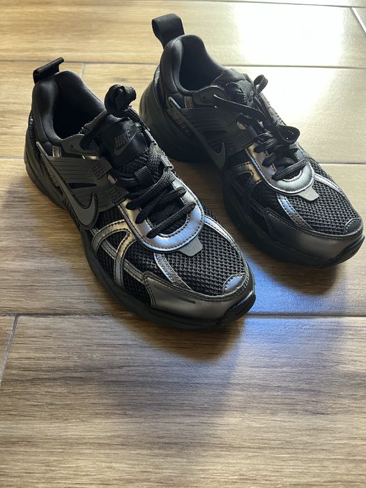 Nike V2K Run New