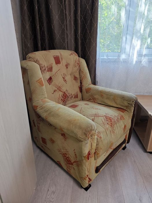 Продам кресло 2 шт