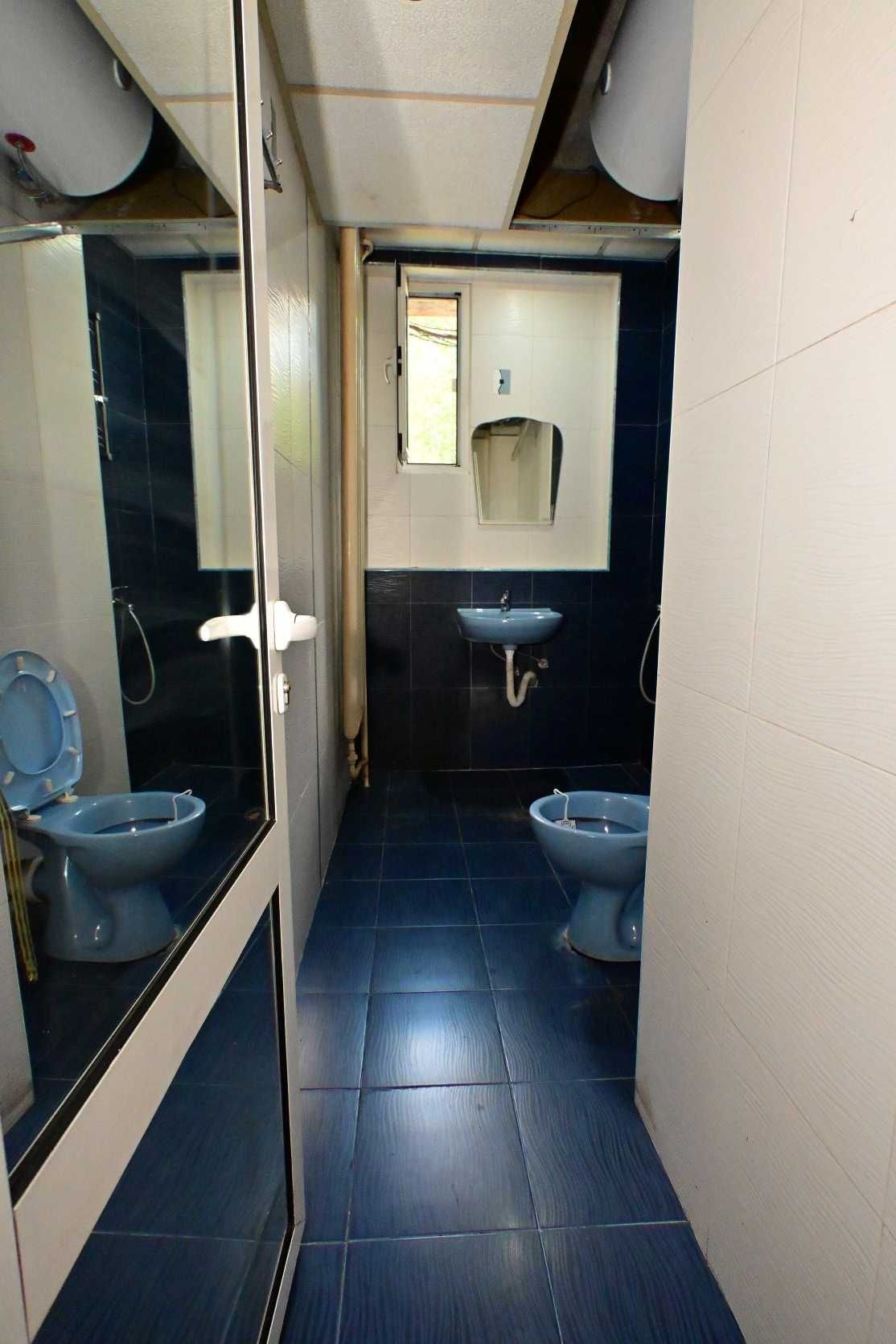 Продава двустаен обзаведен апартамент в гр. Перник, кв. Твърди ливади