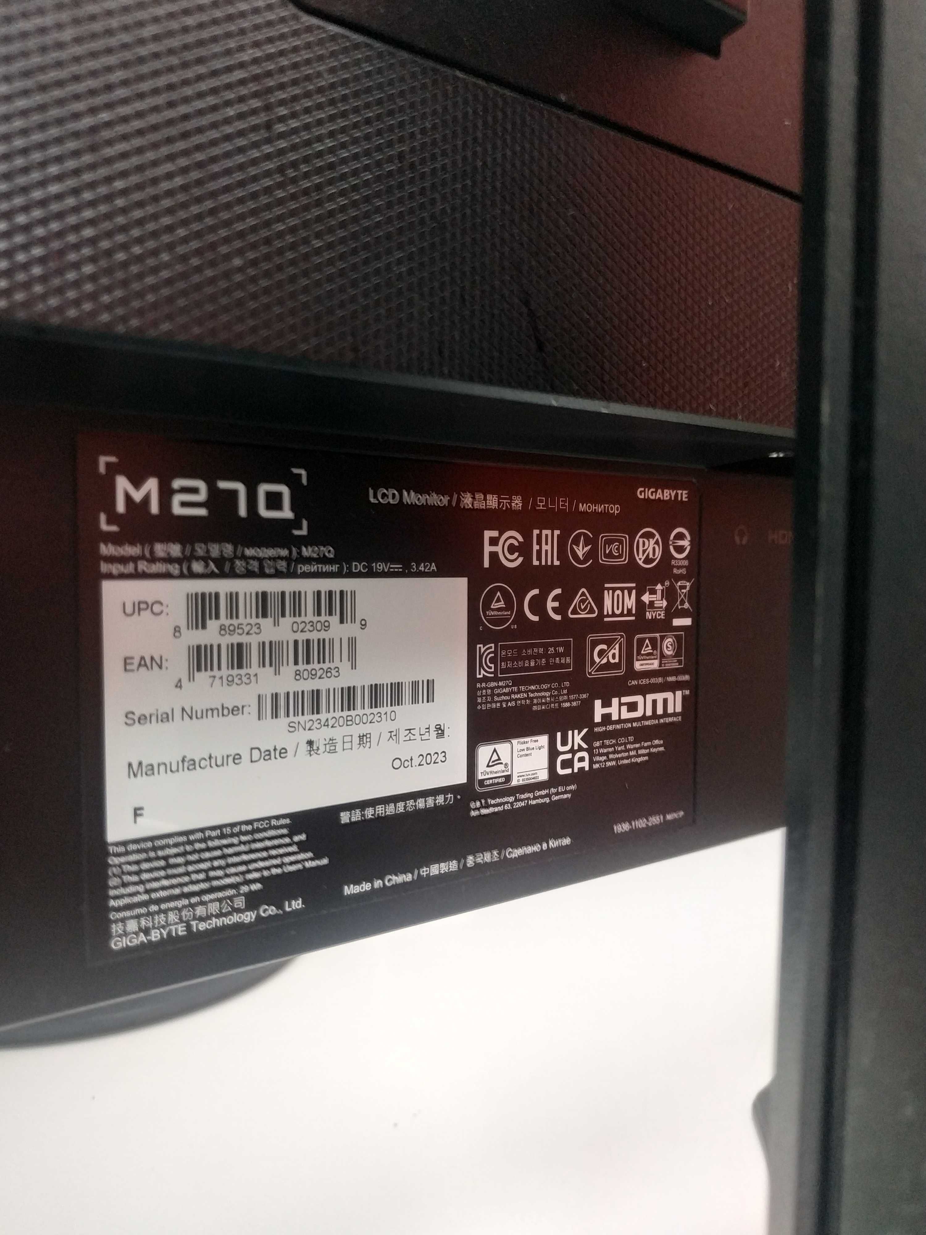 Ekrani singan Gigabyte M27q 180Hz Monitor 2K