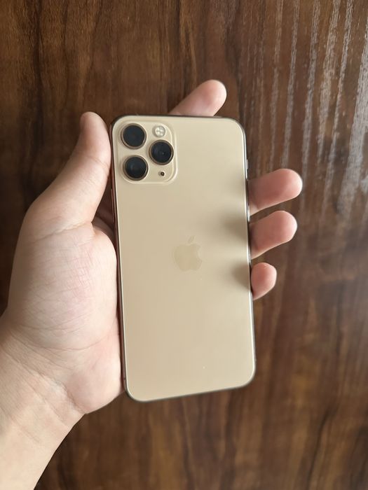 iPhone 11 pro с коробкой