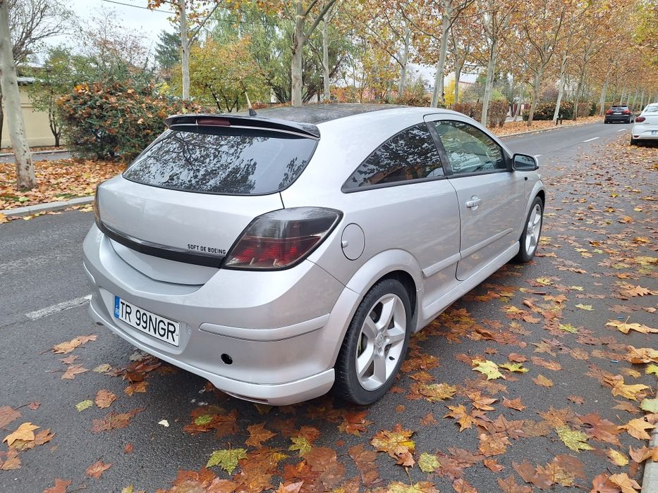 Vând Opel Astra GTC 2008