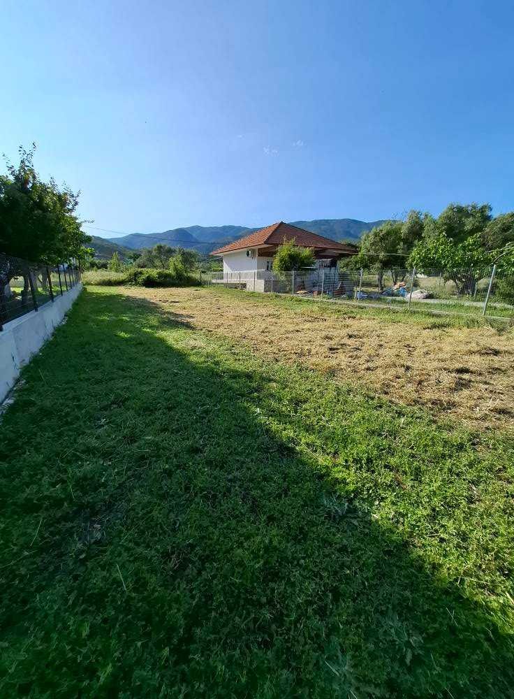 Продава се парцел с площ 300 м2 в Аспровалта, Гърция