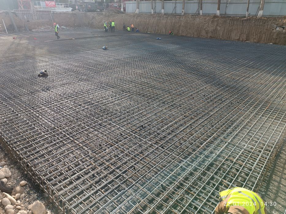 Бригада строителей