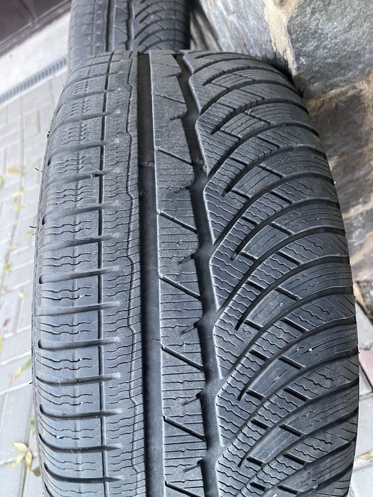 Jante r18 BMW Seria 5 F10/F11 cu cauciucuri de iarna Michelin