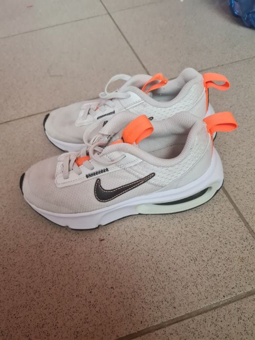Маратонки   Nike Air Max Intrlk