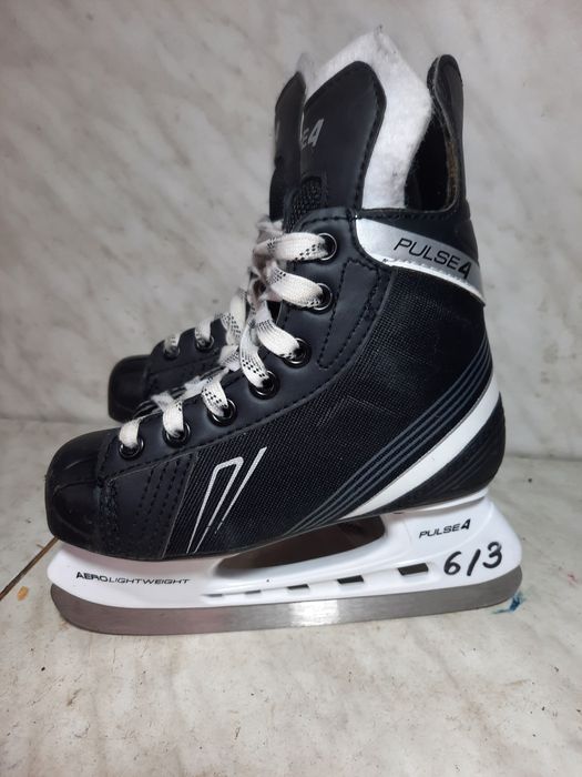 Patine hochey hochei 613 Pulse 4 marime 30 (20 cm) impecabile