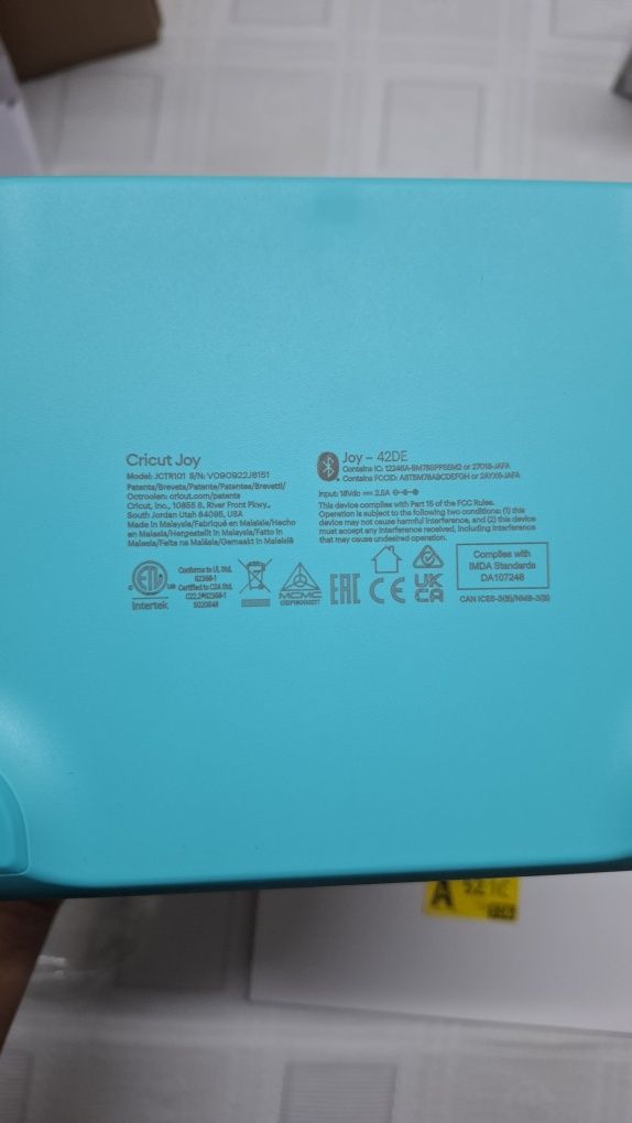 Плотер, машина за писане и рязане,Cricut joy smart