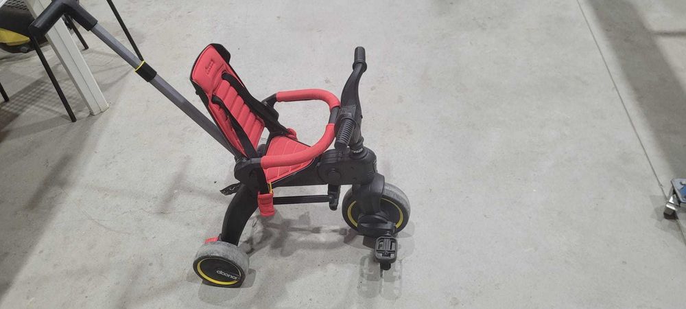 Tricicleta Doona Liki Trike S1 Flame Red