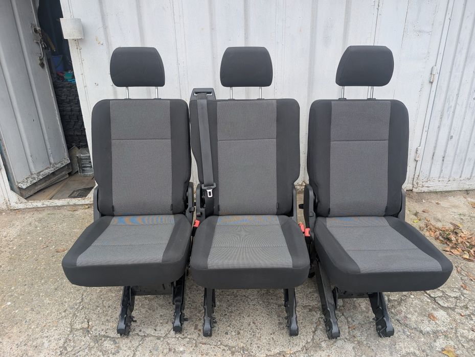 Vând banchetă VW Multivan,Caravel,Transporter.