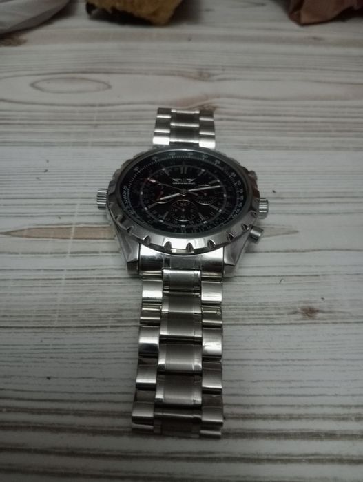 Vind ceas full automatic nou jaragar