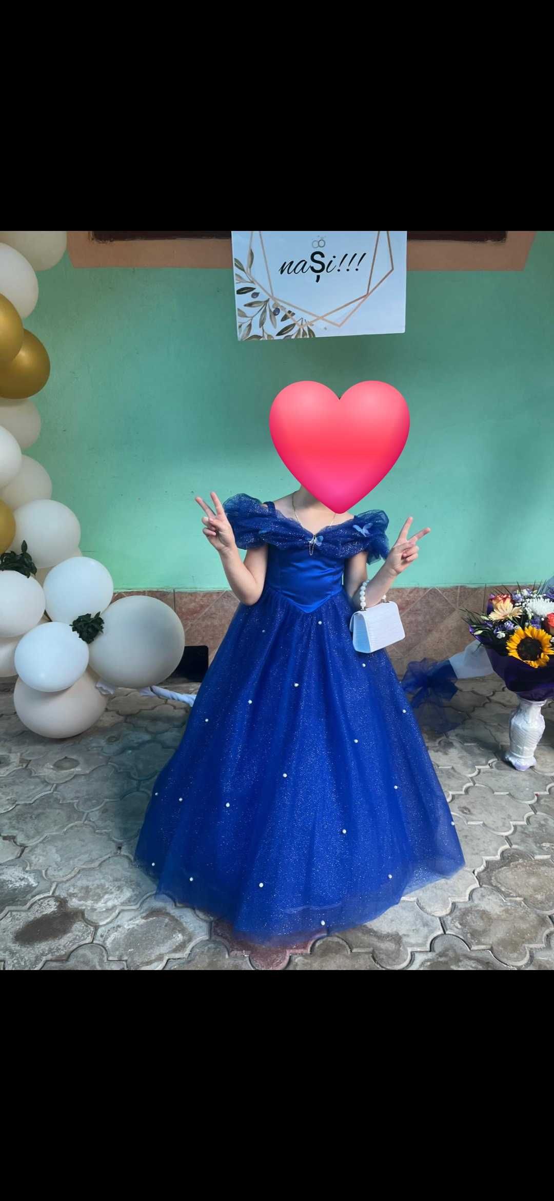 Rochie de nașa si rochiță de fetita