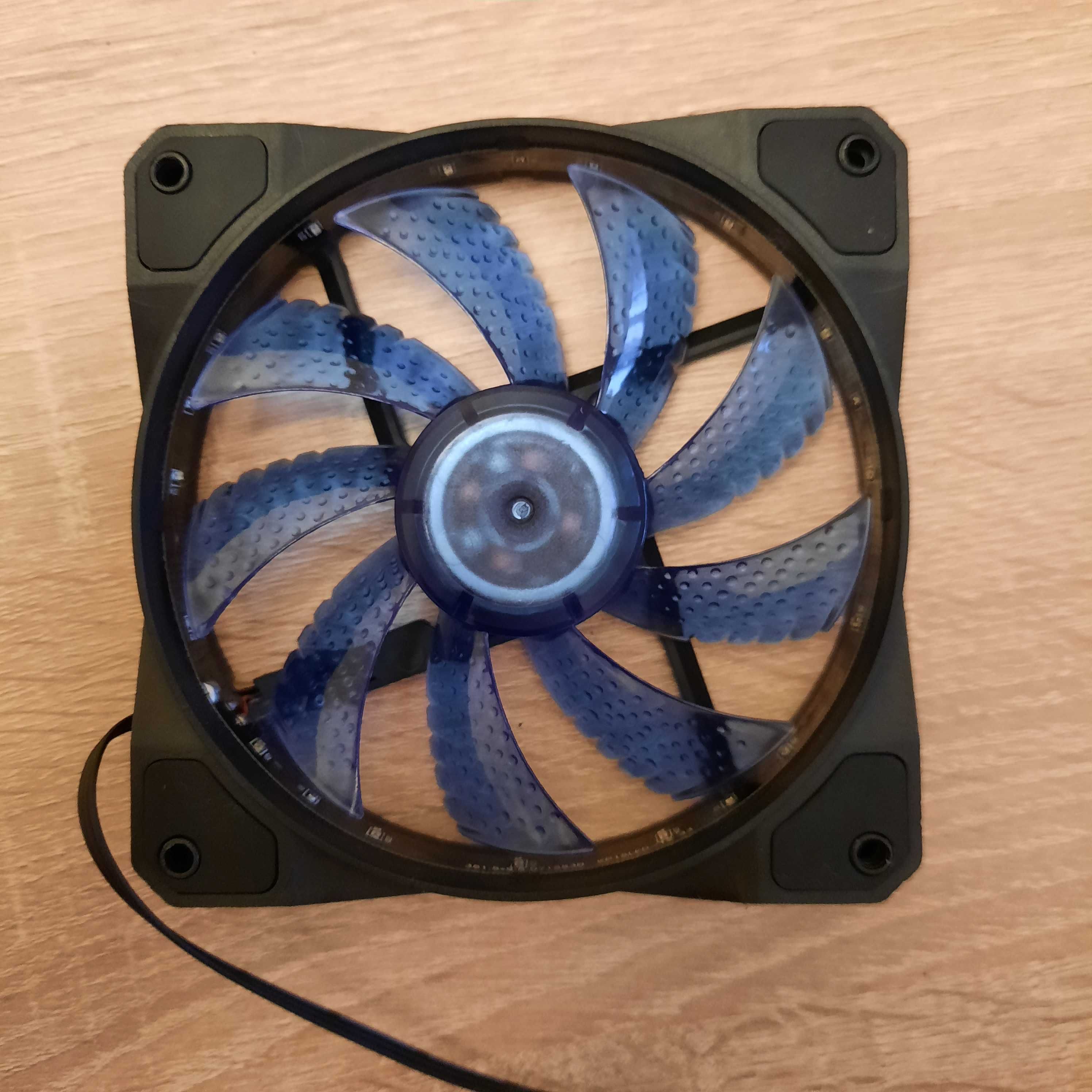 Ventilatoare Gamemax GMX-AF12B, cu RGB de culoare albastra