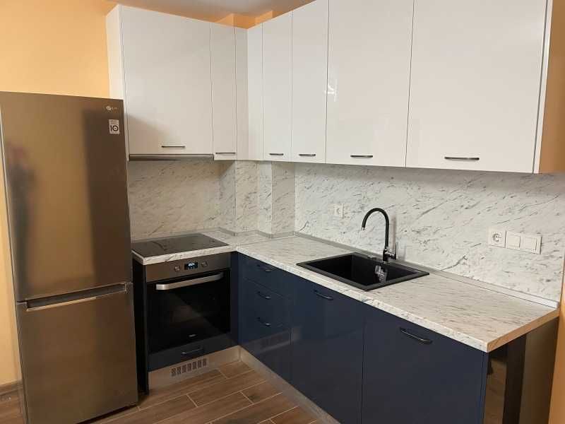 Дава се под наем Тристаен апартамент в София, Лагера - 100 кв.м за 816 € - Снимка #3