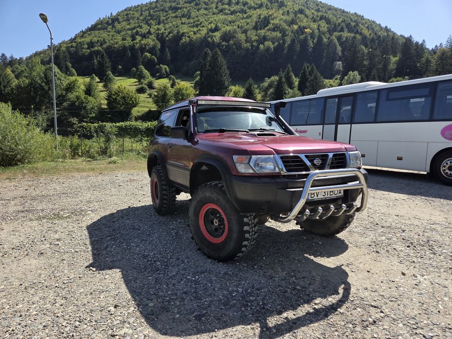 Nissan Patrol Y61 autoutilitar