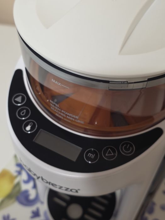 Vand espressor lapte praf Baby Breeza