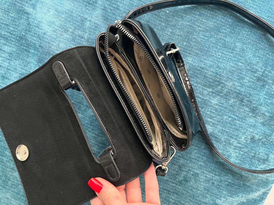 Продавам дамска чанта