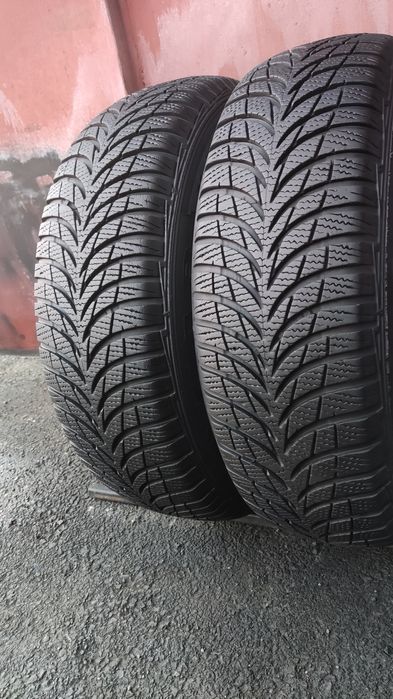 2бр. зимни гуми 185/65/15 GoodYear Ultra Grip 
dot21
6.9mm
Добро състо