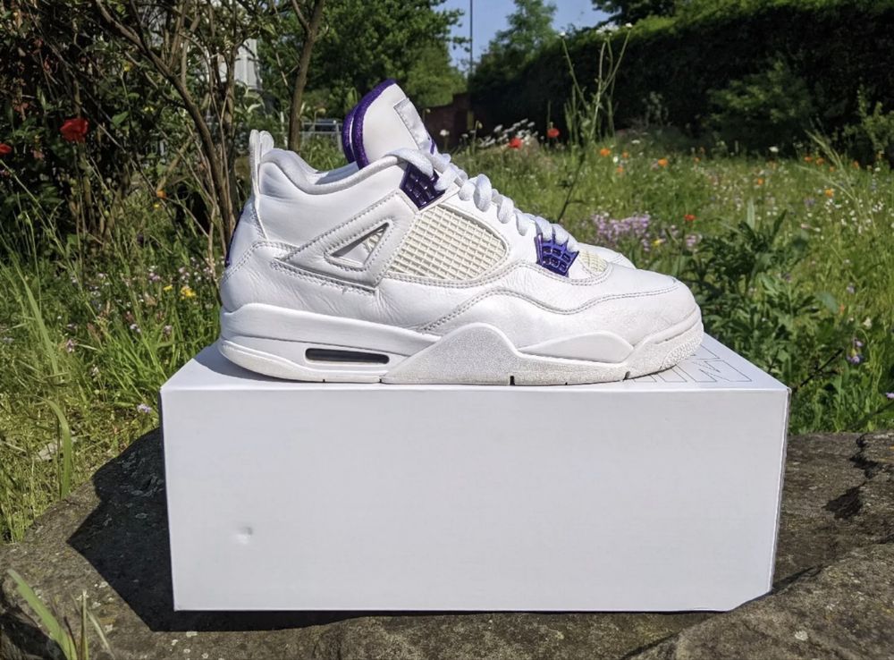Jordan 4 Metallic Purple size 44