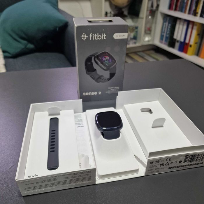 2 Ceasuri Fitbit Sense 2 Gri