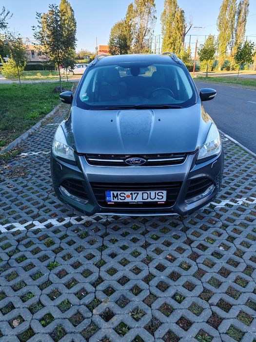 Vând Ford Kuga 4×4 ,2000 Diesel , Automată ,163 cp