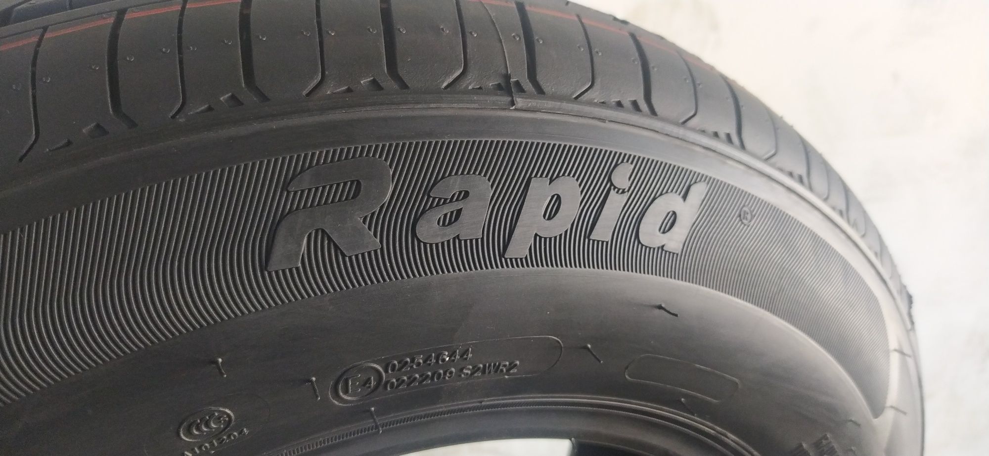 Rapid 185/75R16C EffiVan 104/102R