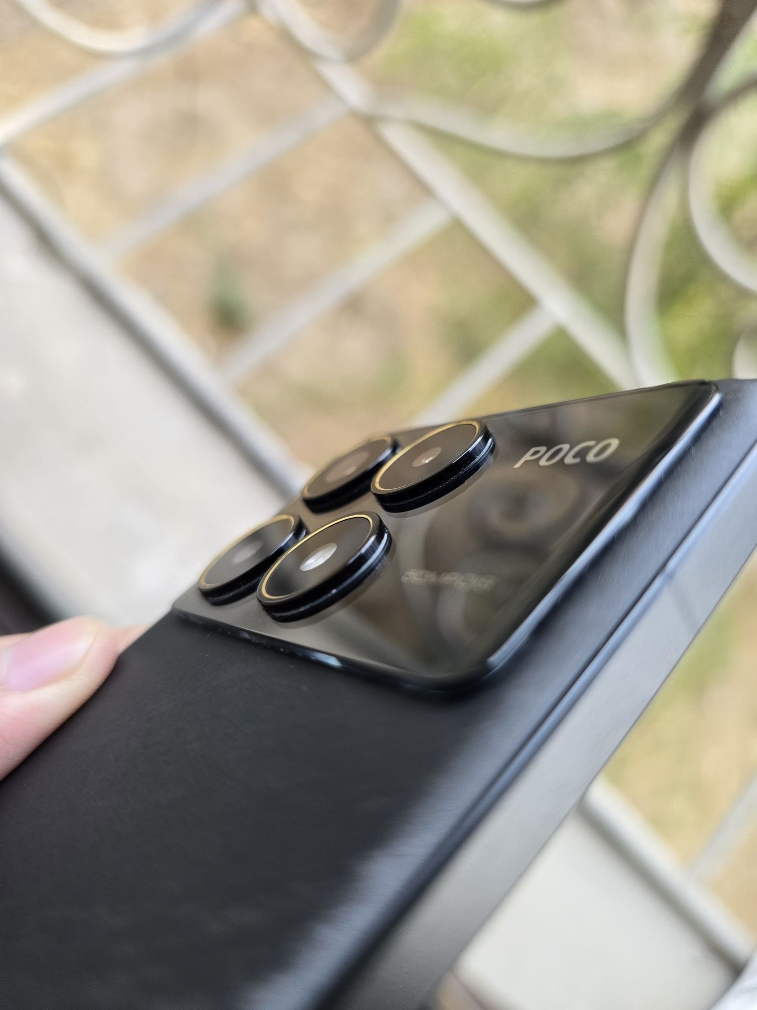 Poco f6 pro 12/512 global