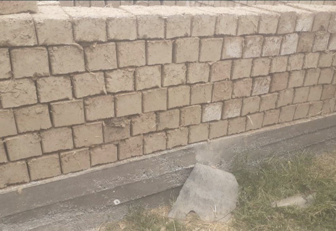 Loy blok quyishga usta kere