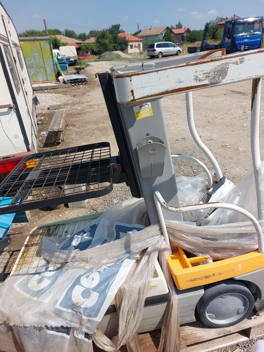 Стакери електрокари