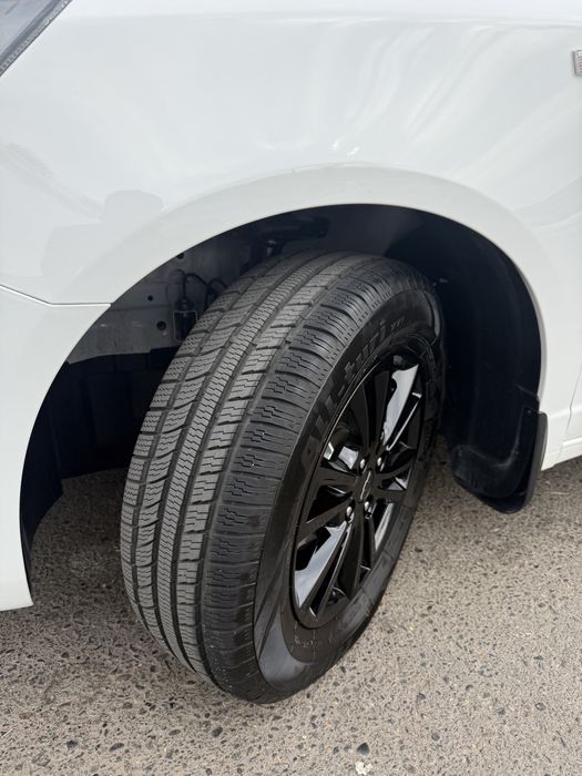 Chevrolet Cobalt Mid Nayt 2025  Full