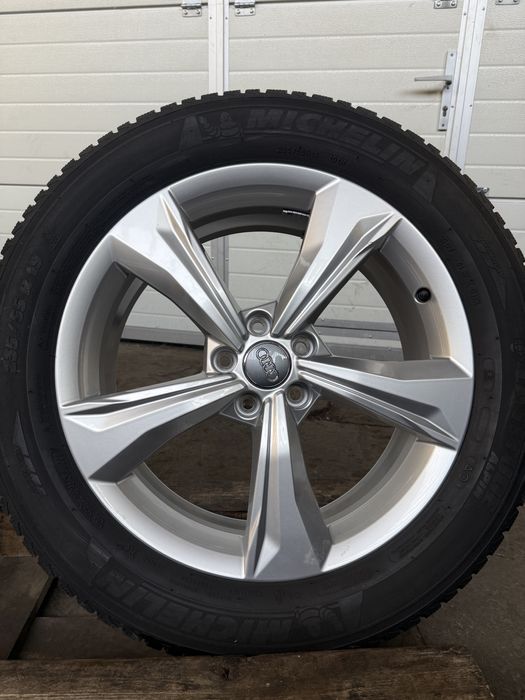 Jante originale Audi Q5 anvelope de iarna Michelin 235/55 19