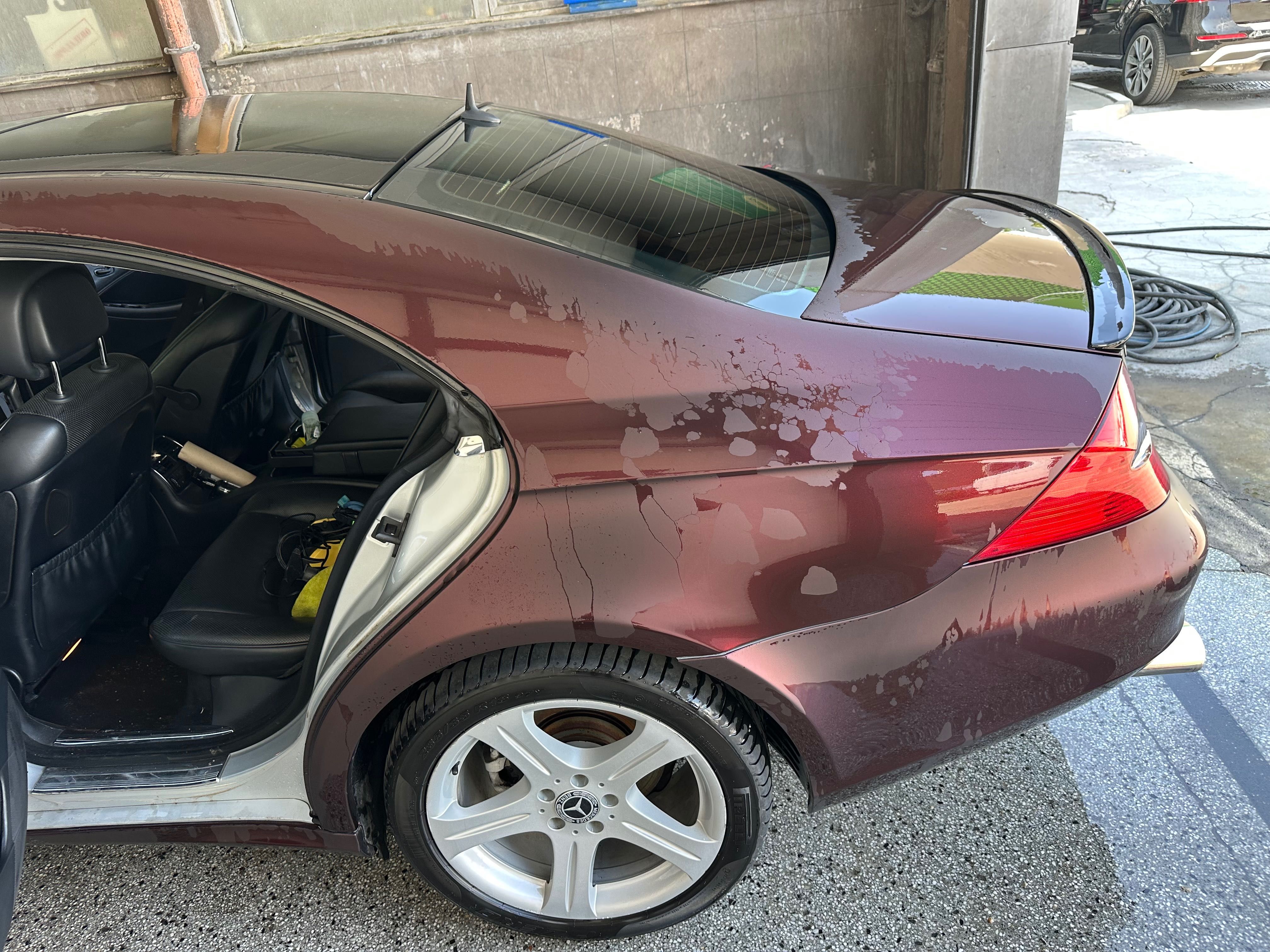 Десен волан Mercedes CLS 500